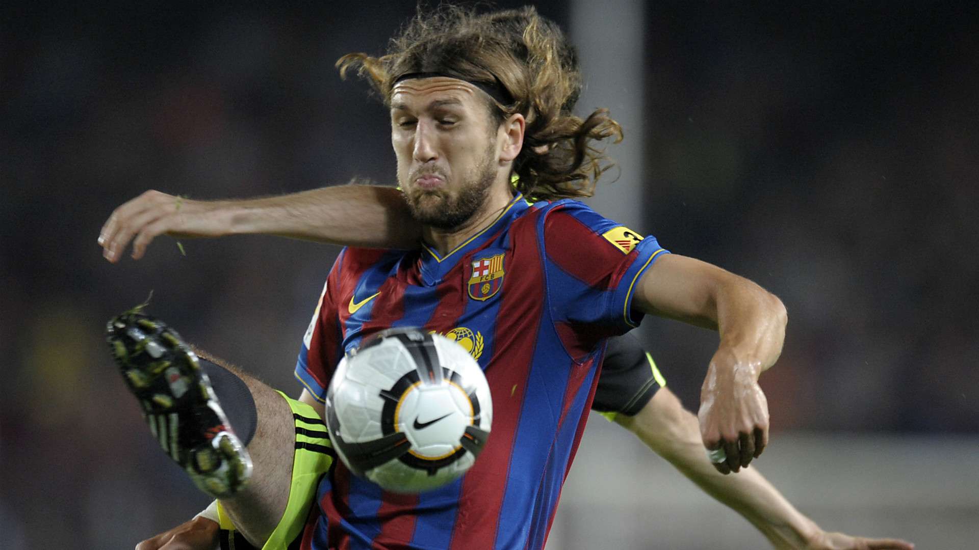 他的到來被 他的到來被